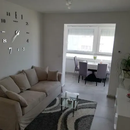Tonio Apartman *